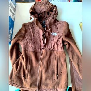 Women’s North Face Jacket